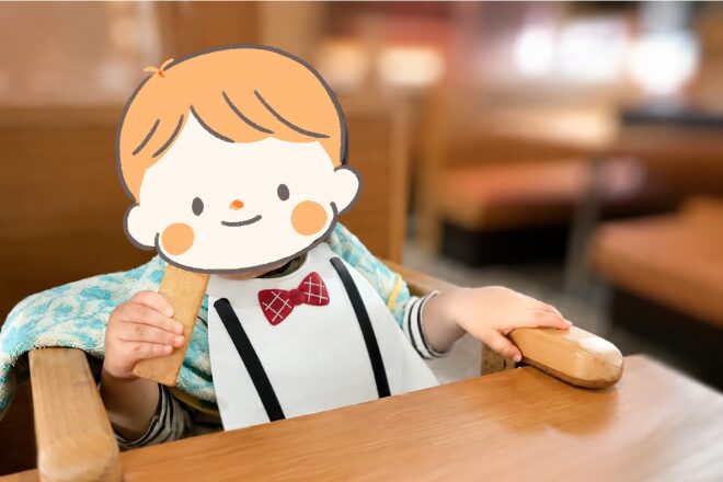タオルとシリコンスタイでなんとか汚れを防止しようとしている画像